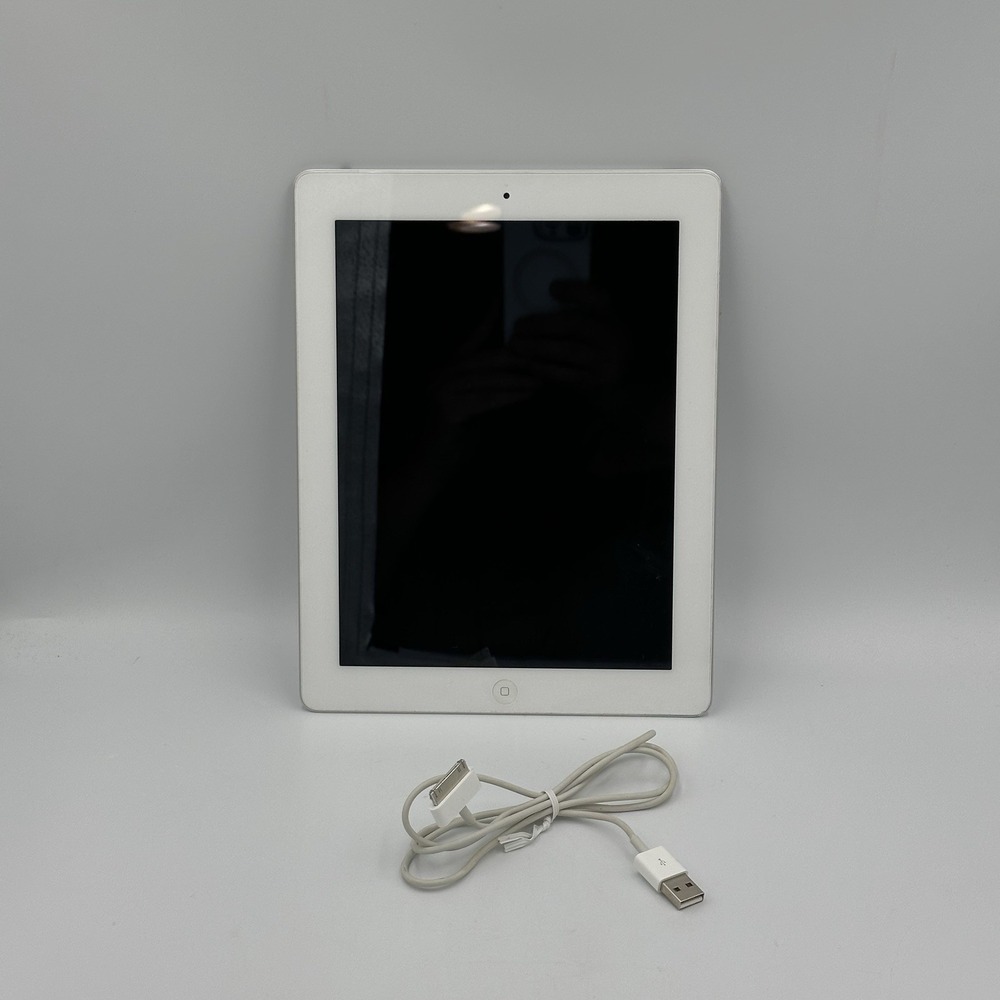 Apple iPad 2nd Generation 16GB Wi-Fi Tablet – White – Good Condition